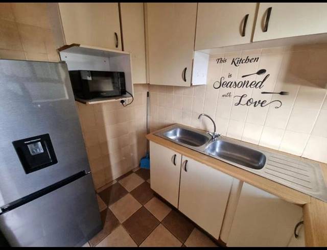 1 BEDROOM APARTMENT TO LET IN BULWER